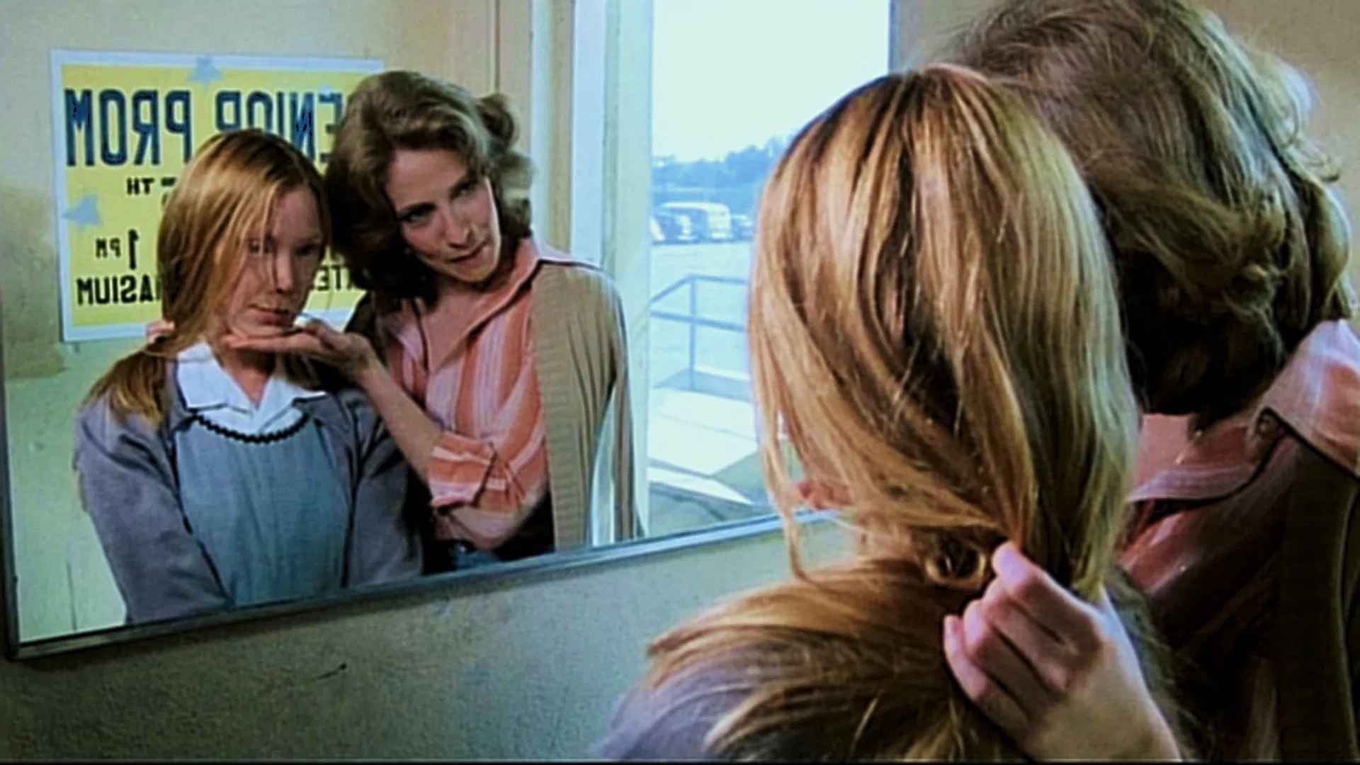 CrĂtica | Especial de Halloween | Carrie, a Estranha