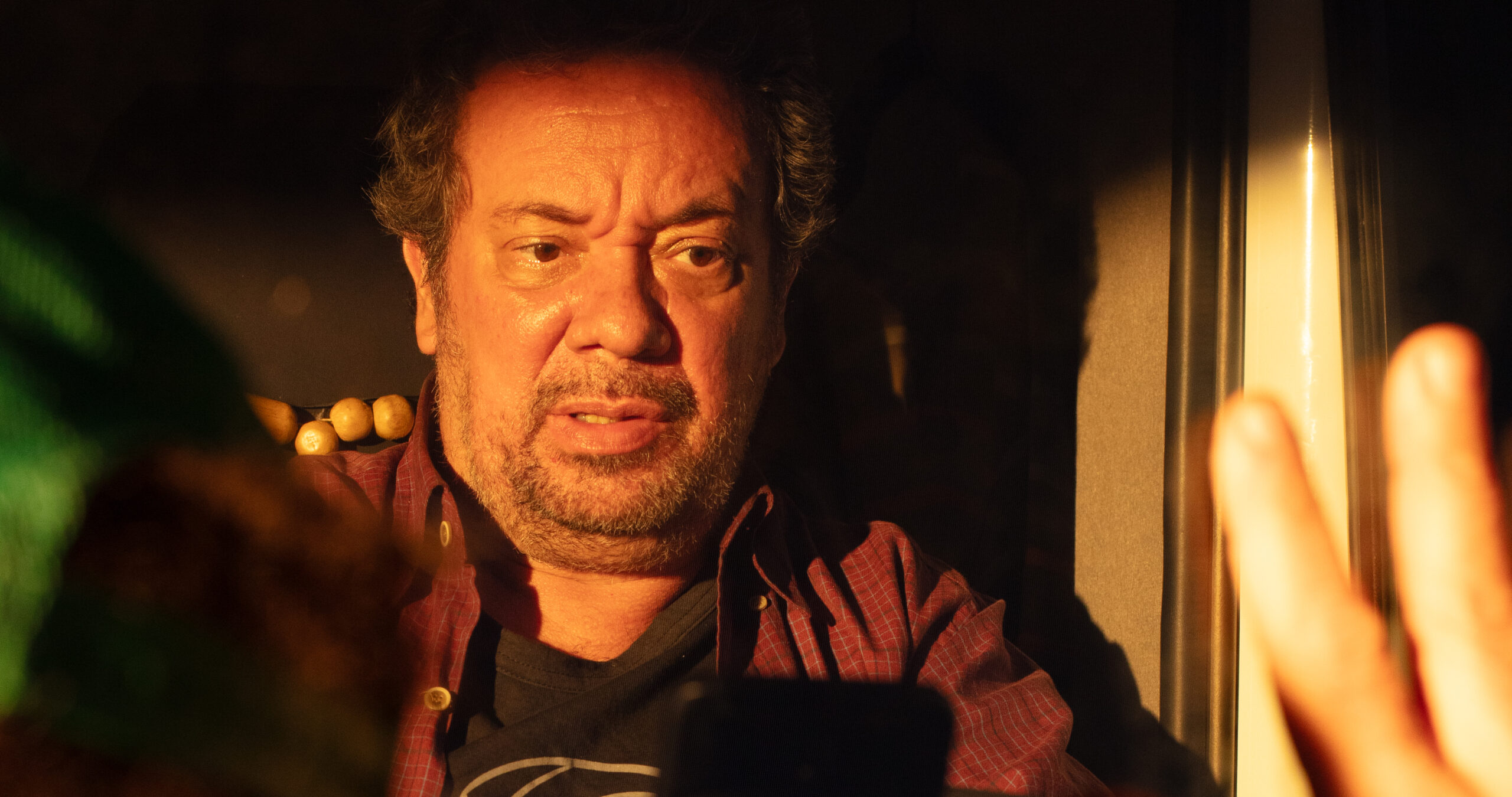 Filme de Caco Ciocler sobre patriota do caminhão, Eu Não Te Ouço, ganha trailer